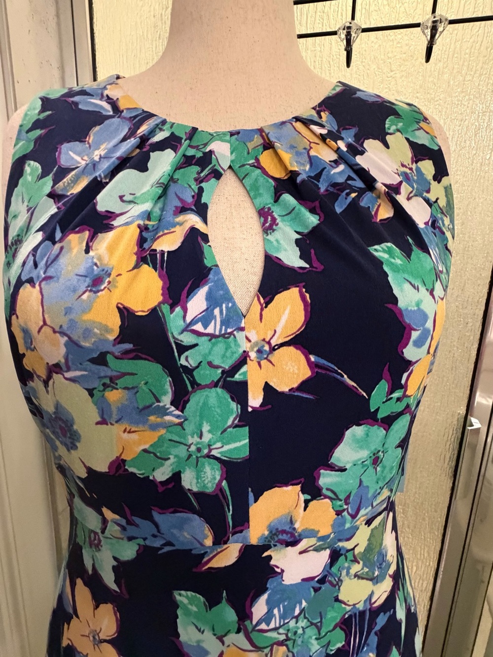 London Times Keyhole Pleat-Neck A-Line Dress $60 BNWT - Picture 3 of 13
